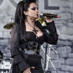 103 Lucie B&iacute;l&aacute; Arakain